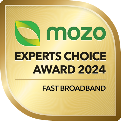 Award logo for winning Mozo Experts Choice Award for Fast Broadband in 2024